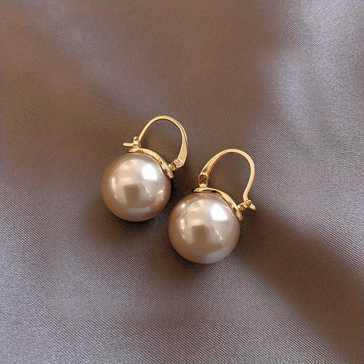 Boucles d'Oreilles Ornées de Perles